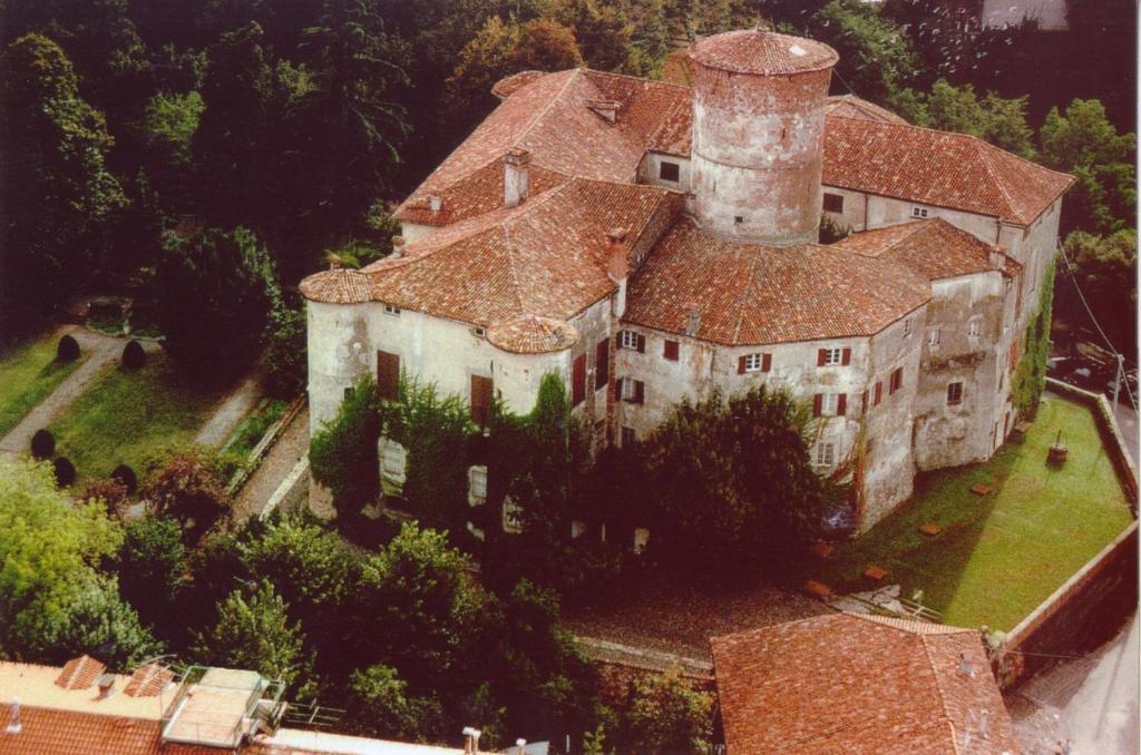 Castello Di Rocca Grimalda Hostal Exterior foto