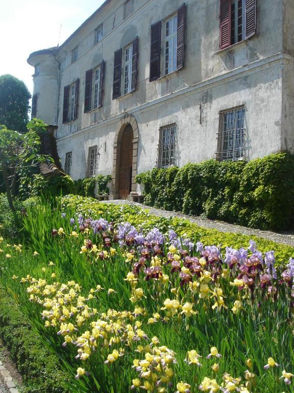 Castello Di Rocca Grimalda Hostal Exterior foto